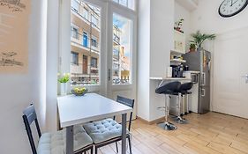 Gellerico Rooms At Deak Square